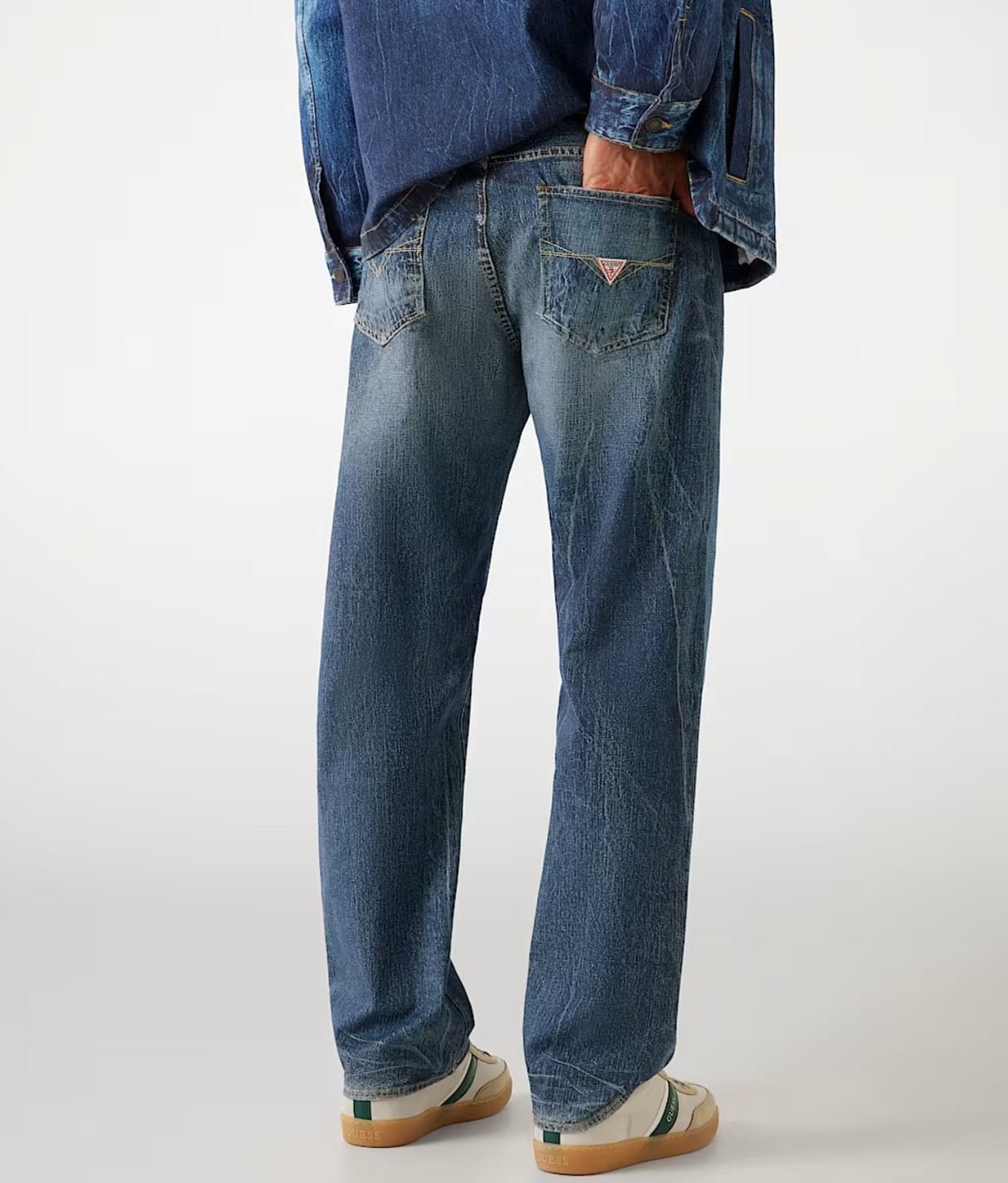 Jean παντελόνι Guess relaxed με τύπωμα blue denim - Image 4